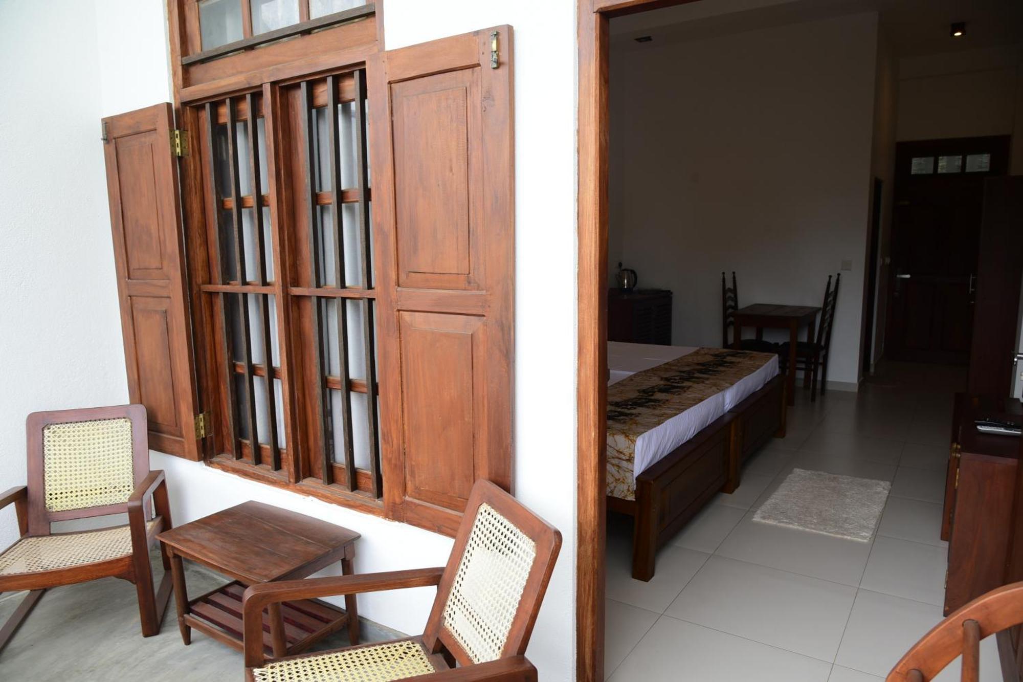 Tranquil Hotel Hikkaduwa Luaran gambar